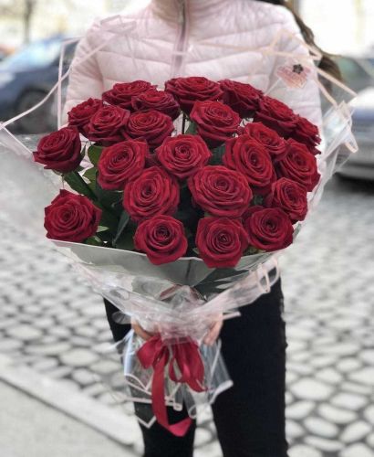 Букет из казахстанских красных роз, 25 шт